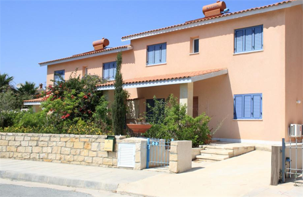 3 Bedroom Villa in Chlorakas, Paphos