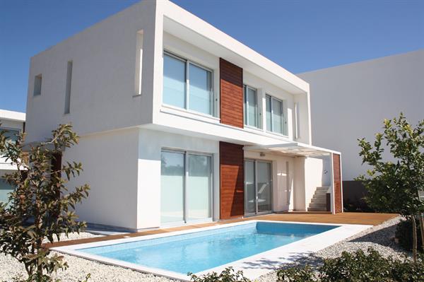 2 Bedrooms Villa for Sale in Konia, Paphos