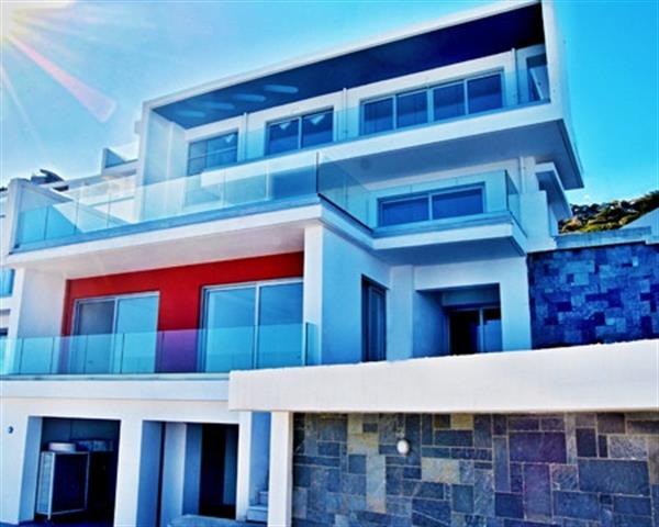 5 Bedroom Villa for Sale in Heraklion, Greece