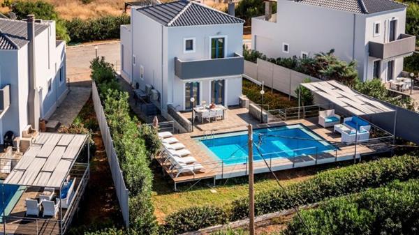 4 Bedroom Villa For Sale in Chania, Crete