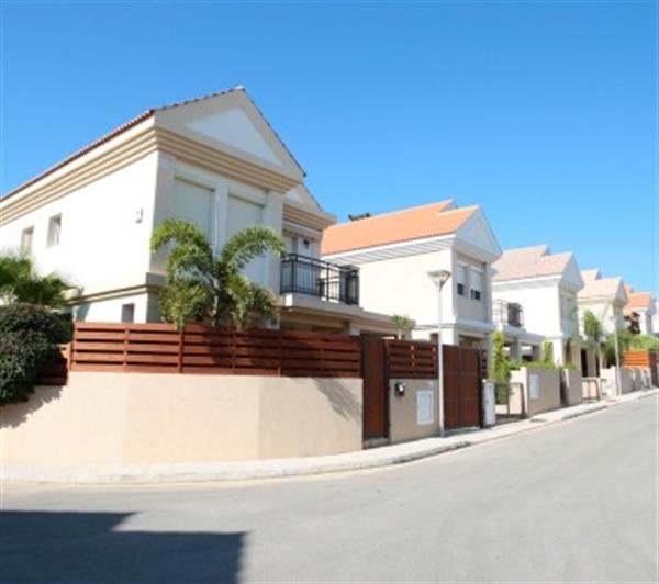 4 Bedroom Villa for Sale in Potamos Germasogeia, Limassol