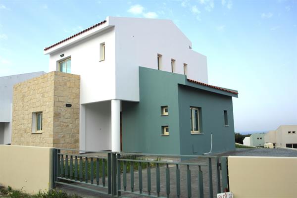 2 Bedroom House for Sale in Pissouri, Limassol