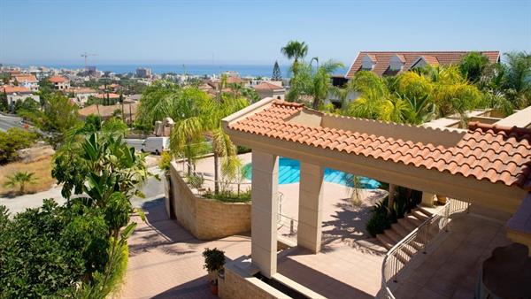 5-Bedroom Villa for Sale in Kalogirous area, Limassol