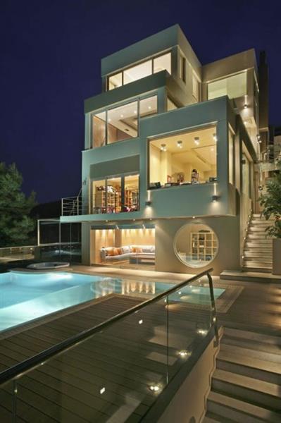 5 Bedroom Villa  For Sale in Voula, Athens