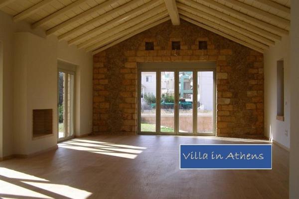 5 Bedroom Villa For Sale in Varkiza, Athens