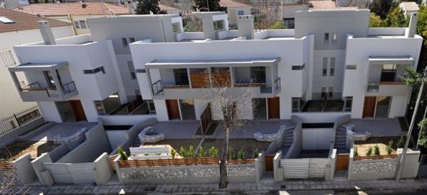 3 Bedroom House For Sale in Kifisia, Athens