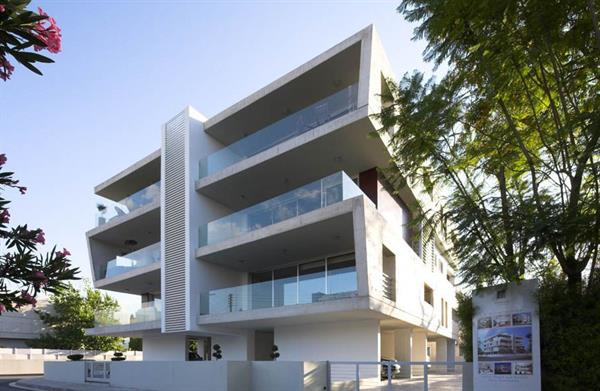 3 Bedroom Apartment For Sale in Engomi, Nicosia