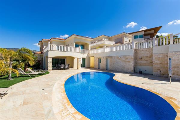 3 Bedroom House For Sale in Coral Bay, Paphos