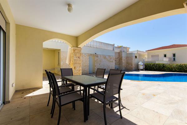 4 Bedroom House For Sale in Coral Bay, Paphos