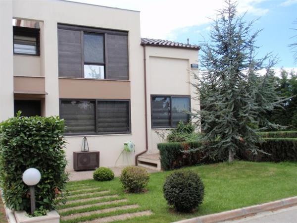 3 Bedroom House for Sale in Panorama, Thessaloniki