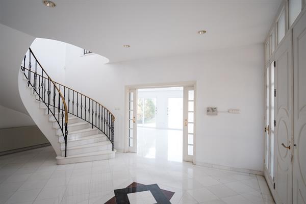 Luxurious 3 Bedroom House for Sale in Strovolos, Nicosia