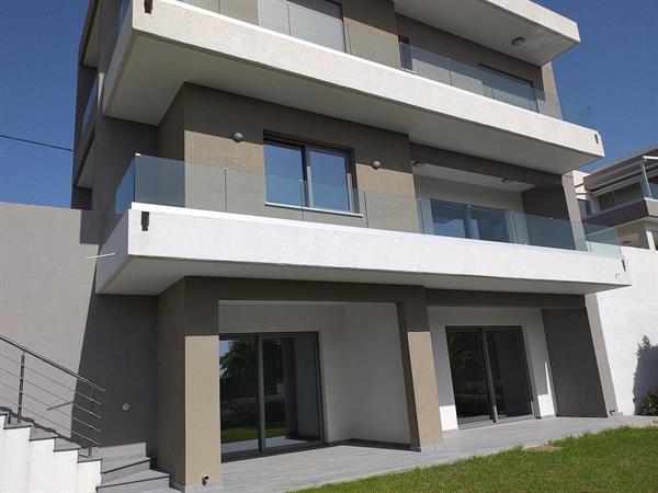 4 Bedroom House for Sale in Agios Tychonas, Limassol