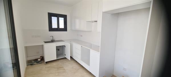 2 Bedroom Apartment for Sale in Agios Athanasios, Limassol