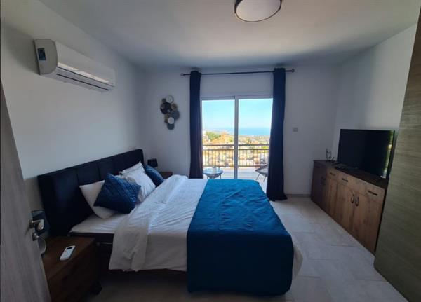 2 Bedroom Town House for Sale in Peyia, Paphos