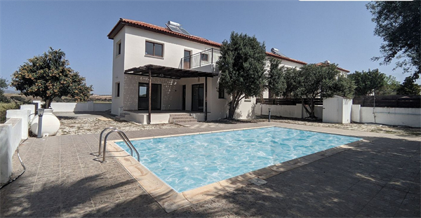 2 Bedroom House for Sale in Kouklia, Paphos