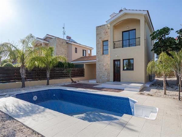 3 Bedroom House for Sale im Kouklia, Paphos