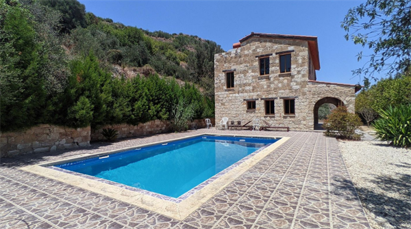 3 Bedroon House for Sale in Miliou, Paphos